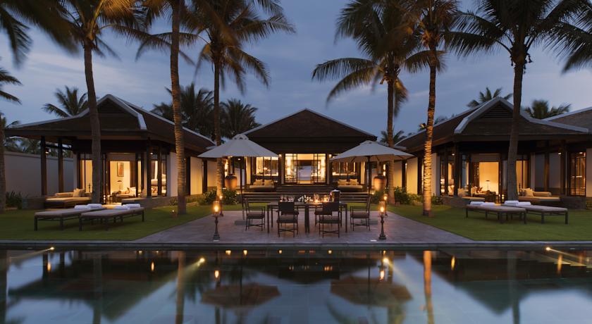 Thiết kế đèn sân vườn biệt thự
