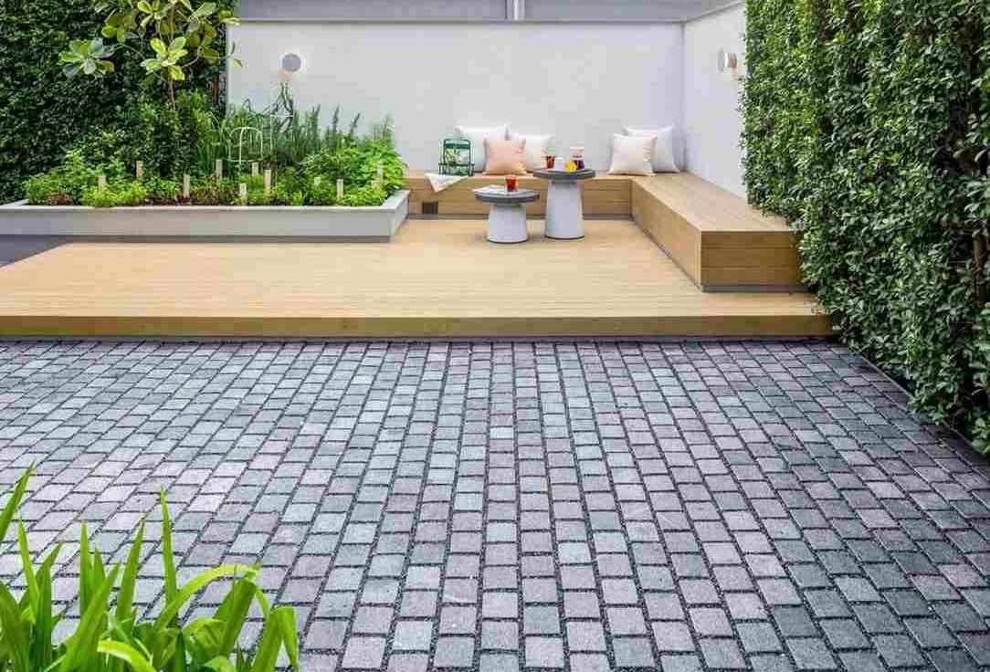 Mẫu Sân Vườn Lát Đá Đẹp: Điểm Nhấn Kiến Trúc Sân Vườn Biệt Thự 4 Đá bazan lát sân vườn chống trơn cho biệt thự