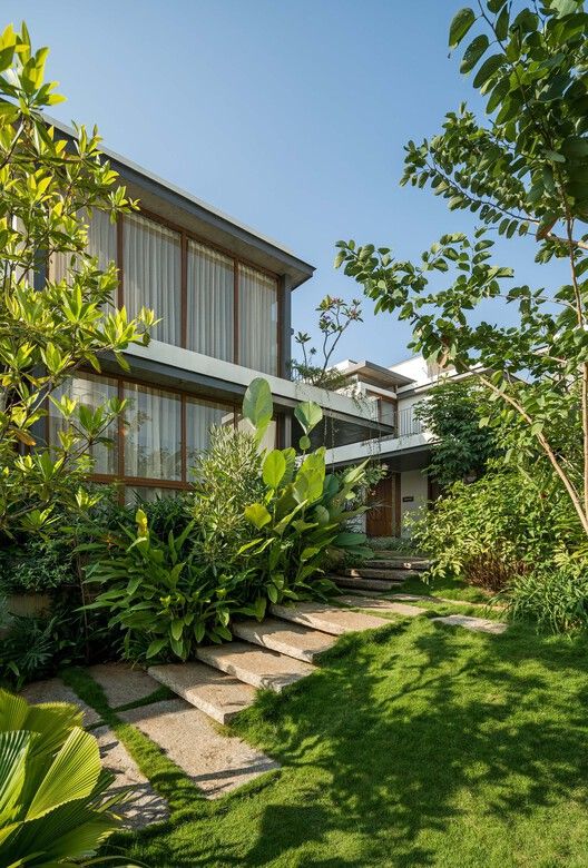 Tối ưu sân vườn nhỏ cho biệt thự hiện đại